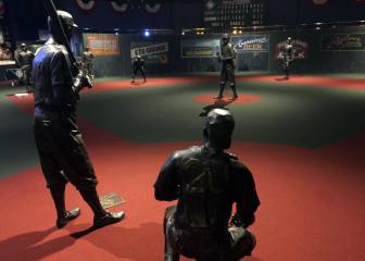 Hank Aaron, Jeter y otros conmemoran a Negro Leagues