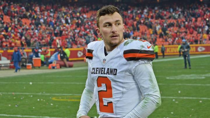Johnny Manziel con los Browns