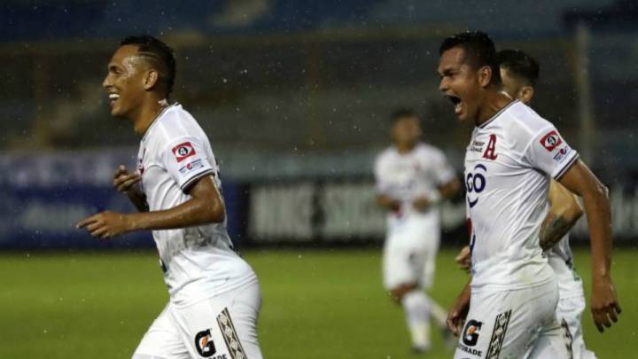 FESFUT ofrece cerca 500 mil dólares a la Primera División