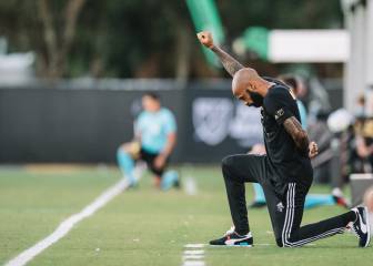 Henry se arrodilló durante 8 minutos por George Floyd