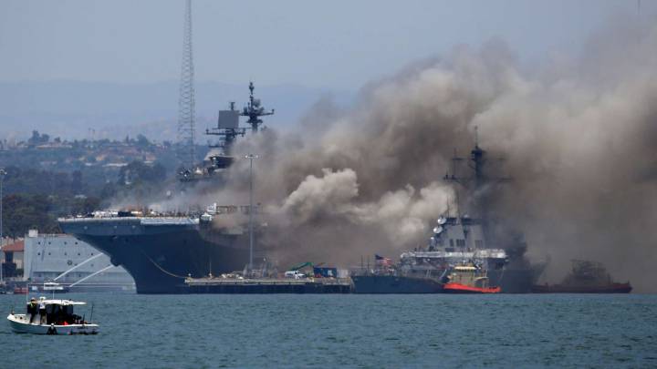 California: Reportan explosión de buque naval, hay 21 heridos