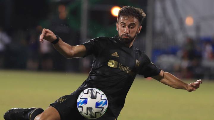 El delantero uruguayo firmó una de sus mejores noches como jugador de LAFC e hizo que no se extrañara a su compañero Carlos Vela.