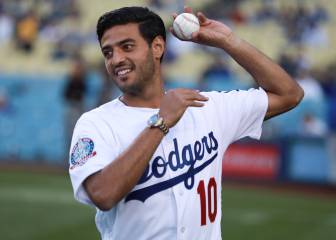 Carlos Vela se convirtió en pitcher de los Dodgers