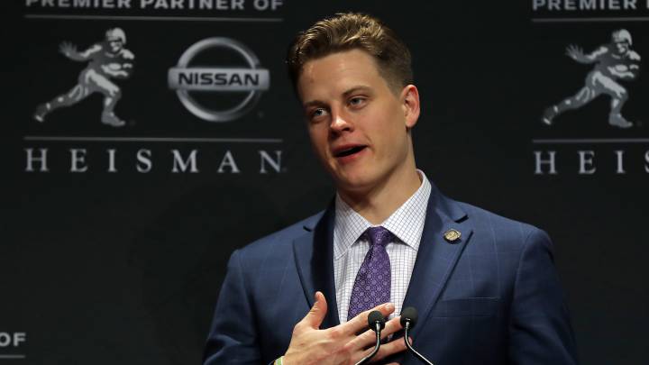 Joe Burrow en entrega del premio Heisman