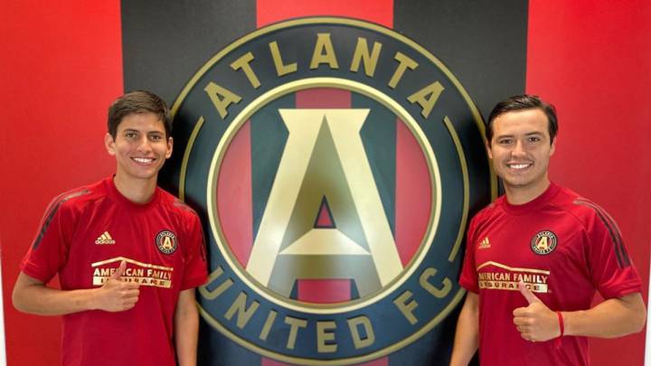 Cubo Torres ya posa con los colores de Atlanta United junto a Damm