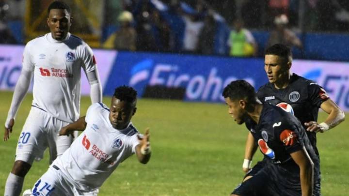 Júnior Lacayo se encuentra en el radar Júnior Lacayo se encuentra en el radar de equipos de la MLSde equipos de la MLS