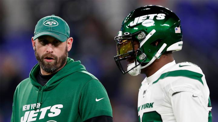 Adam Gase y Le'Veon Bell
