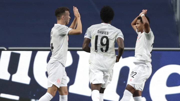 El lateral canadiense brindó un espectáculo puro de fútbol en los cuartos de final de la UEFA Champions League y así fueron sus estadísticas.