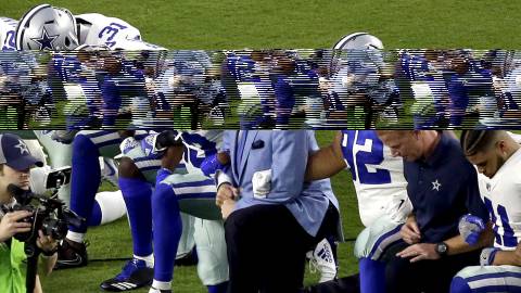Jerry Jones hincado con los Cowboys