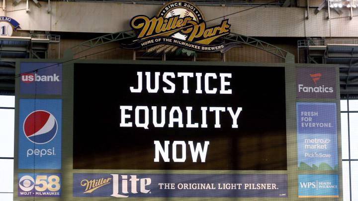 Mensaje de los Brewers en Miller Park