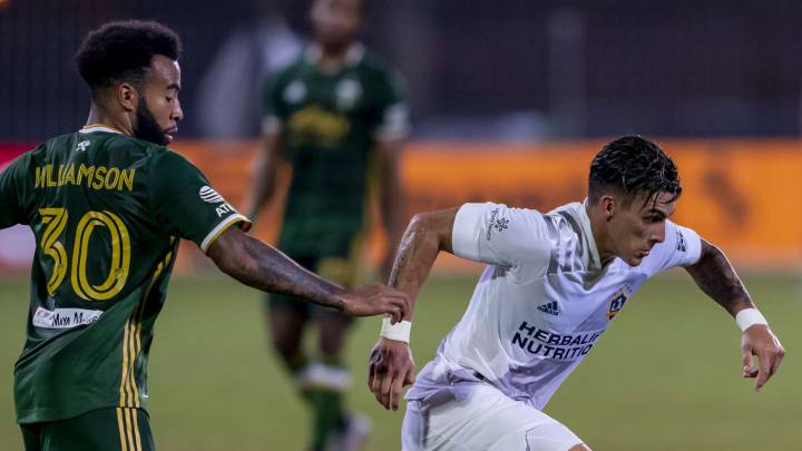 Pavón marca un golazo y pone al Galaxy 2-0 en Providence Park