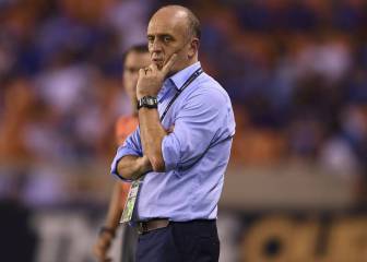 Coito explotó cuando le preguntaron si dejará Honduras