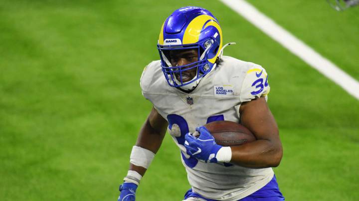 Malcolm Brown con los Rams