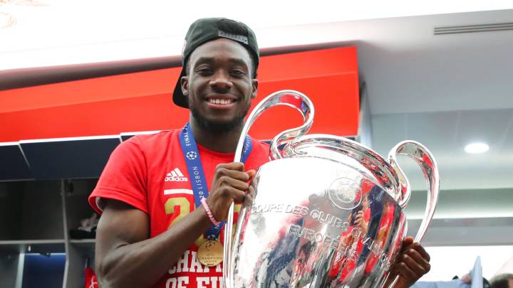 Alphonso Davies se convierte en el jugador más valioso de Concacaf