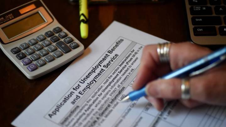 Ayudas al desempleo en California de 300$: ¿Cómo solicitarlas?