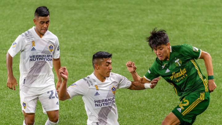 'Tata' Martino ya contactó a Efraín Álvarez y a Julián Araujo