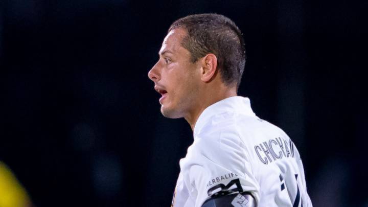 El mediocampista mexicano sabe que su compatriota regresará pronto a la senda del gol y asegura que Javier Hernández está feliz por llegar a la MLS.