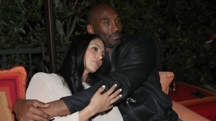 Vanessa recupera pertenencias subastadas de Kobe Bryant