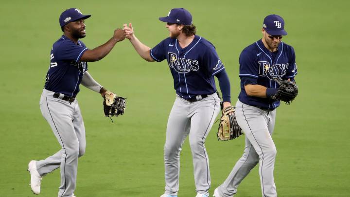 Randy Arozarena, Brett Phillips y Kevin Kiermaier