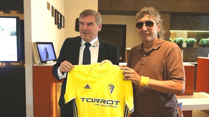 Presidente del Cádiz recuerda al Mágico como el mejor futbolista de la historia