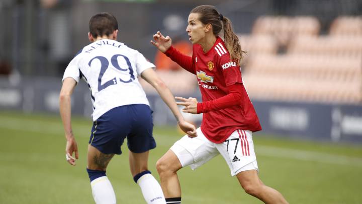 Tobin Heath da asistencia en triunfo del Manchester United sobre el Tottenham de Morgan
