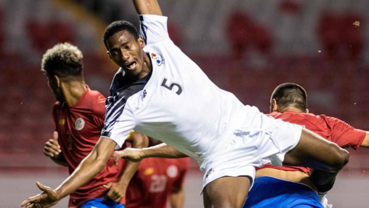 En tiempo agregado, Abdiel Ayarza le dio el triunfo de manera agónica a los canaleros; Costa Rica propuso, pero no logró ser certero en ataque.