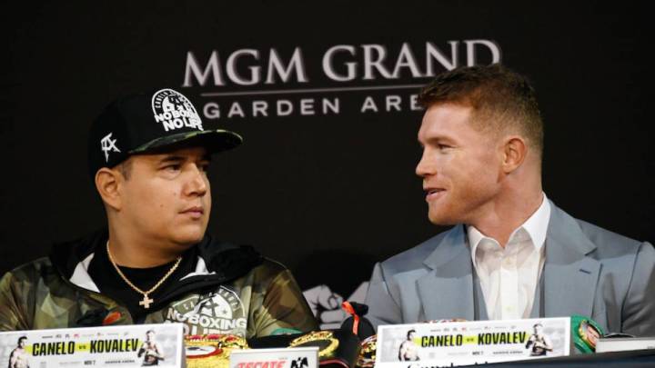 Canelo felicita a Eddy Reynoso por su nominación al Premio Nacional de Deporte