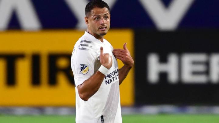 Chicharito comete terrible error frente a la portería de Vancouver
