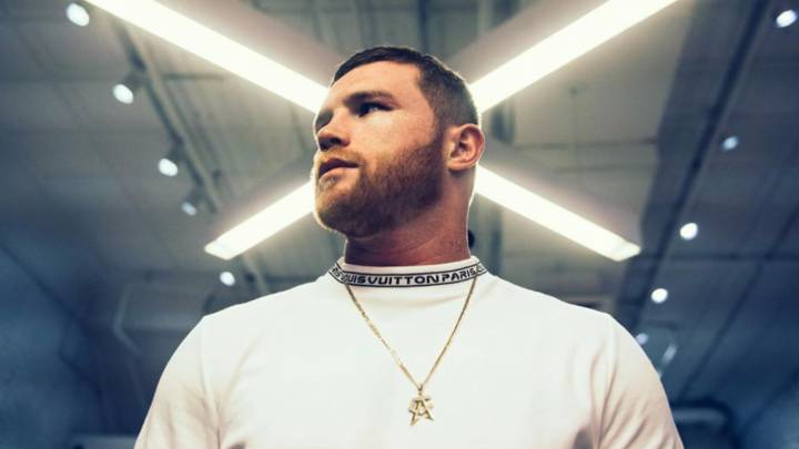 Saúl 'Canelo' Álvarez presume sus grandes lujos en Instagram