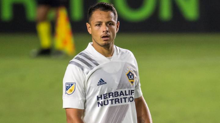 Chicharito lidiará con el recuerdo de Zlatan y Vela en El Tráfico