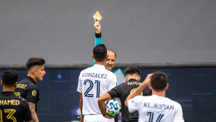 Giancarlo González, el primer jugador del Galaxy expulsado en el Tráfico