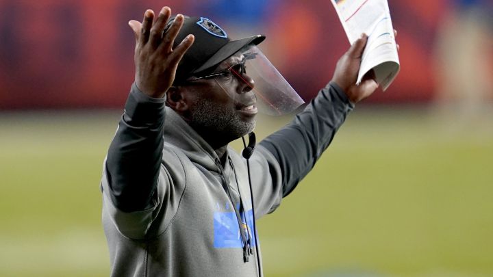 Anthony Lynn con los Chargers