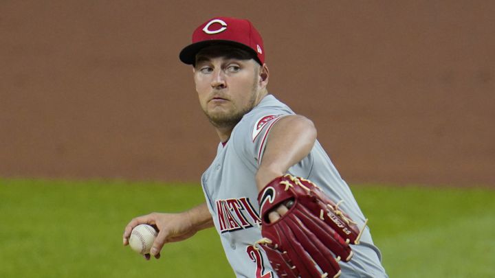 Trevor Bauer con los Reds