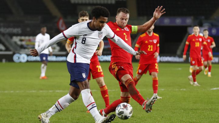 Gregg Berhalter se deshace en elogios para Weston McKennie