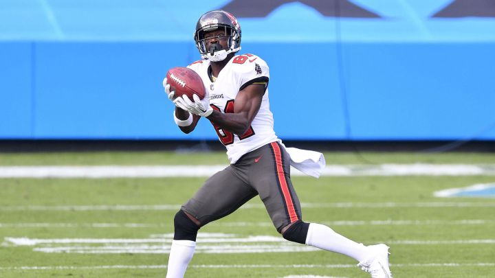 Antonio Brown con los Buccaneers