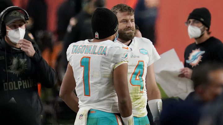 Tua Tagovailoa y Ryan Fitzpatrick