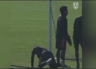 Sus compañeros en Juventus le juegan esta broma a McKennie