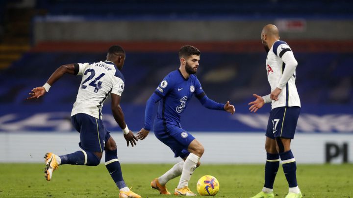 Christian Pulisic regresa a la titularidad contra Sevilla