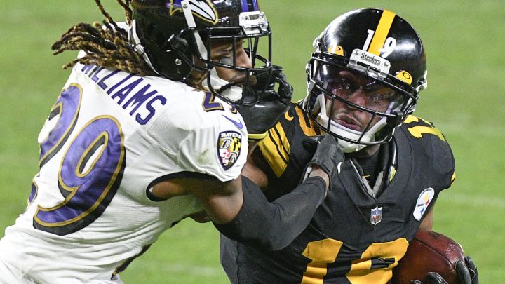JuJu Smith-Schuster y Tramon Williams