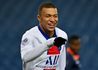 Kylian Mbappé marca su gol número 100 con el PSG