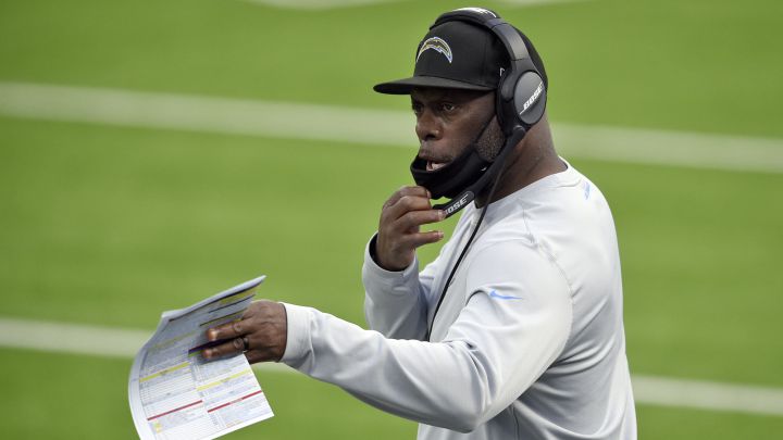 Anthony Lynn con los Chargers
