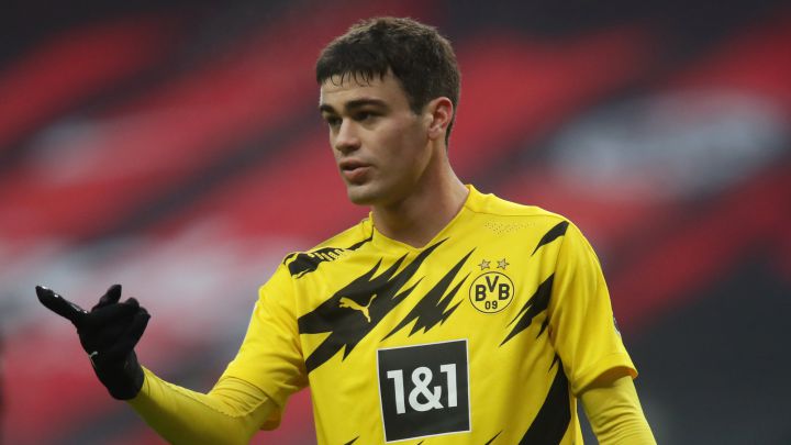 Giovanni Reyna empata a su padre en participaciones en Champions