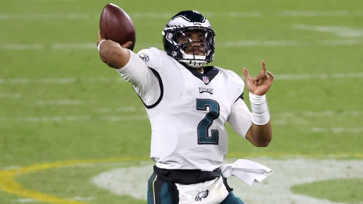 Jalen Hurts con los Eagles