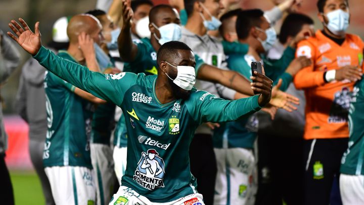 El atacante tico hizo historia y este fin de semana se coronó campeón de liga; Joel emuló lo que el sábado lograron dos compatriotas en la MLS.