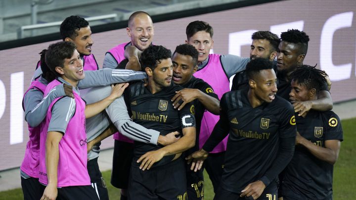Doblete de Carlos Vela le da a LAFC la ventaja ante el América
