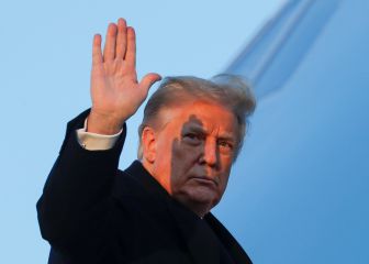 Trump indulta a su exjefe de campaña y al padre de su yerno