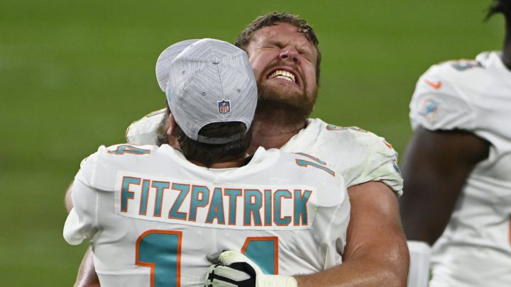 Dolphins derrotaron a Raiders en un final no apto para cardiacos en el cierre de la triple cartelera sabatina, con la que continuó la Semana 16.