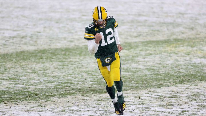 AARON RODGERS