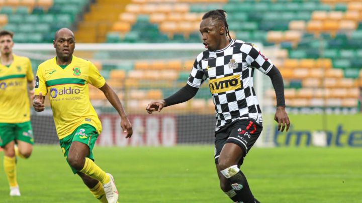 El delantero hondureño jugó de titular y disputó los 90 minutos en la derrota de Boavista frente a Sporting Club Braga en la Liga de Portugal.