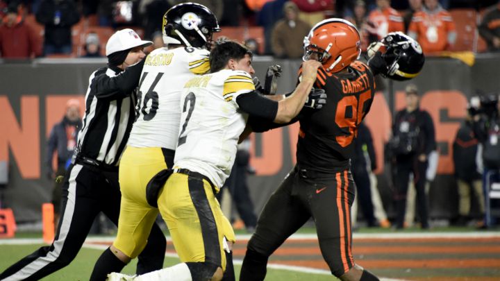 Myles Garrett y Mason Rudolph